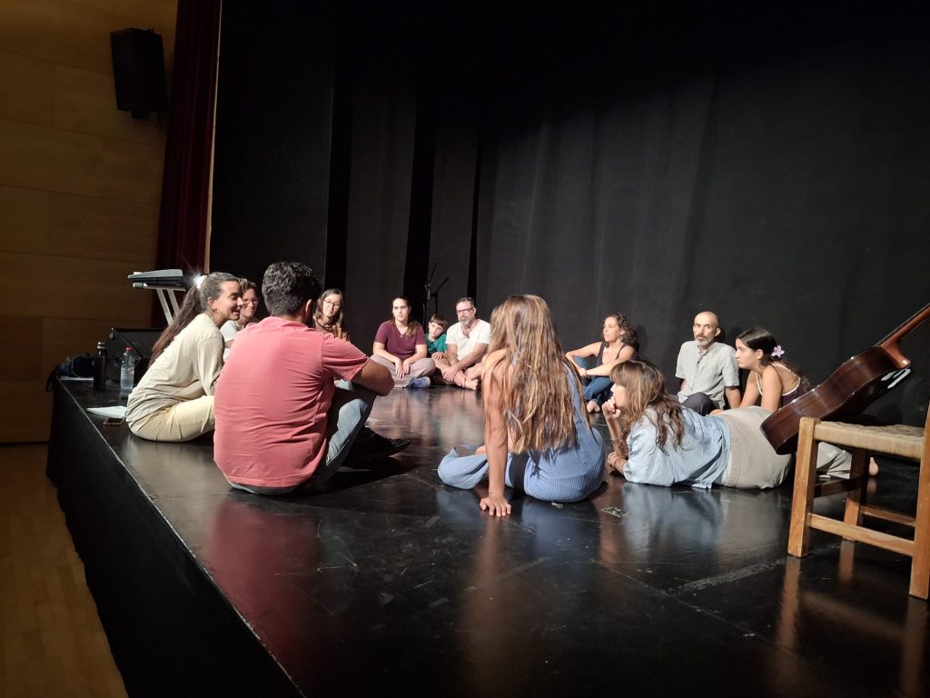 Exploració de la veu i el cant coral amb Júlia Colom